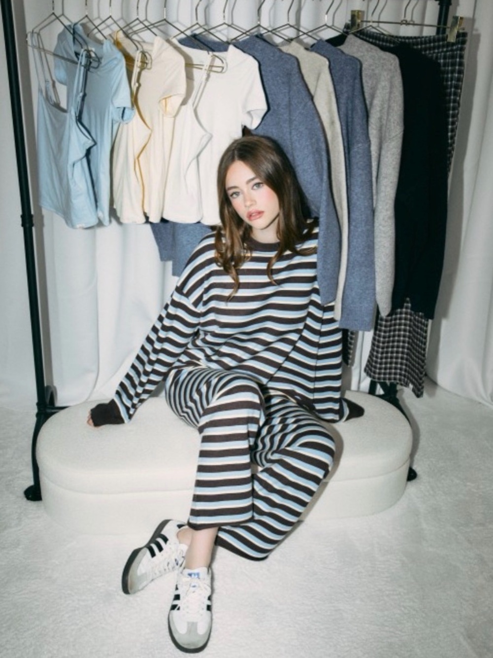 Le Lis Striped Two-Piece SET